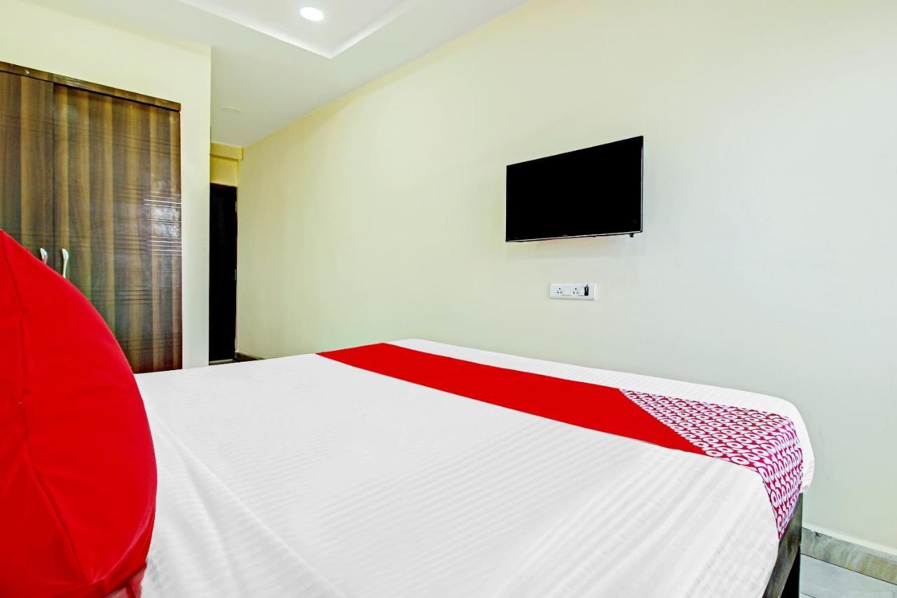Hotel O Adhin Residency ハイデラバード エクステリア 写真