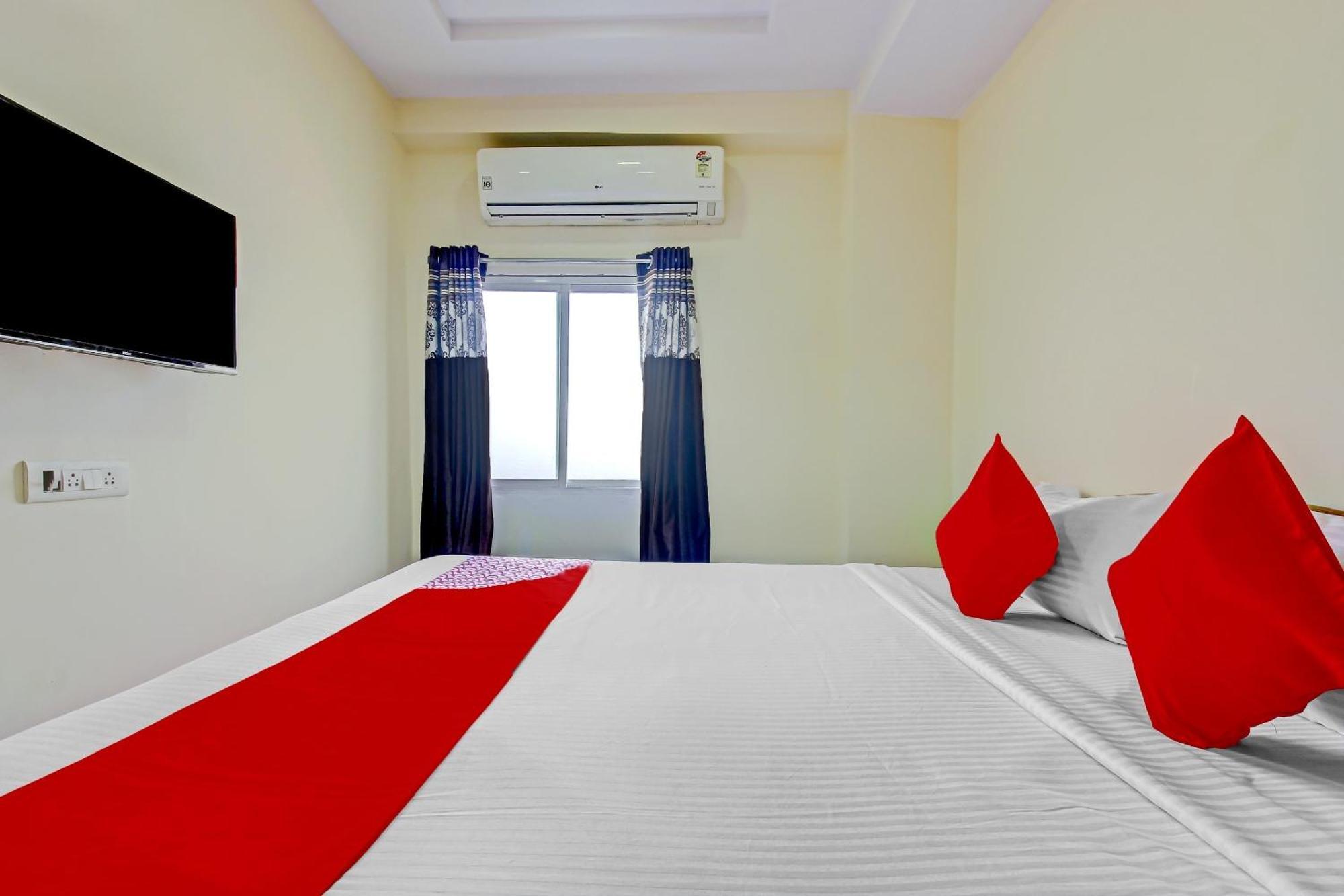 Hotel O Adhin Residency ハイデラバード エクステリア 写真