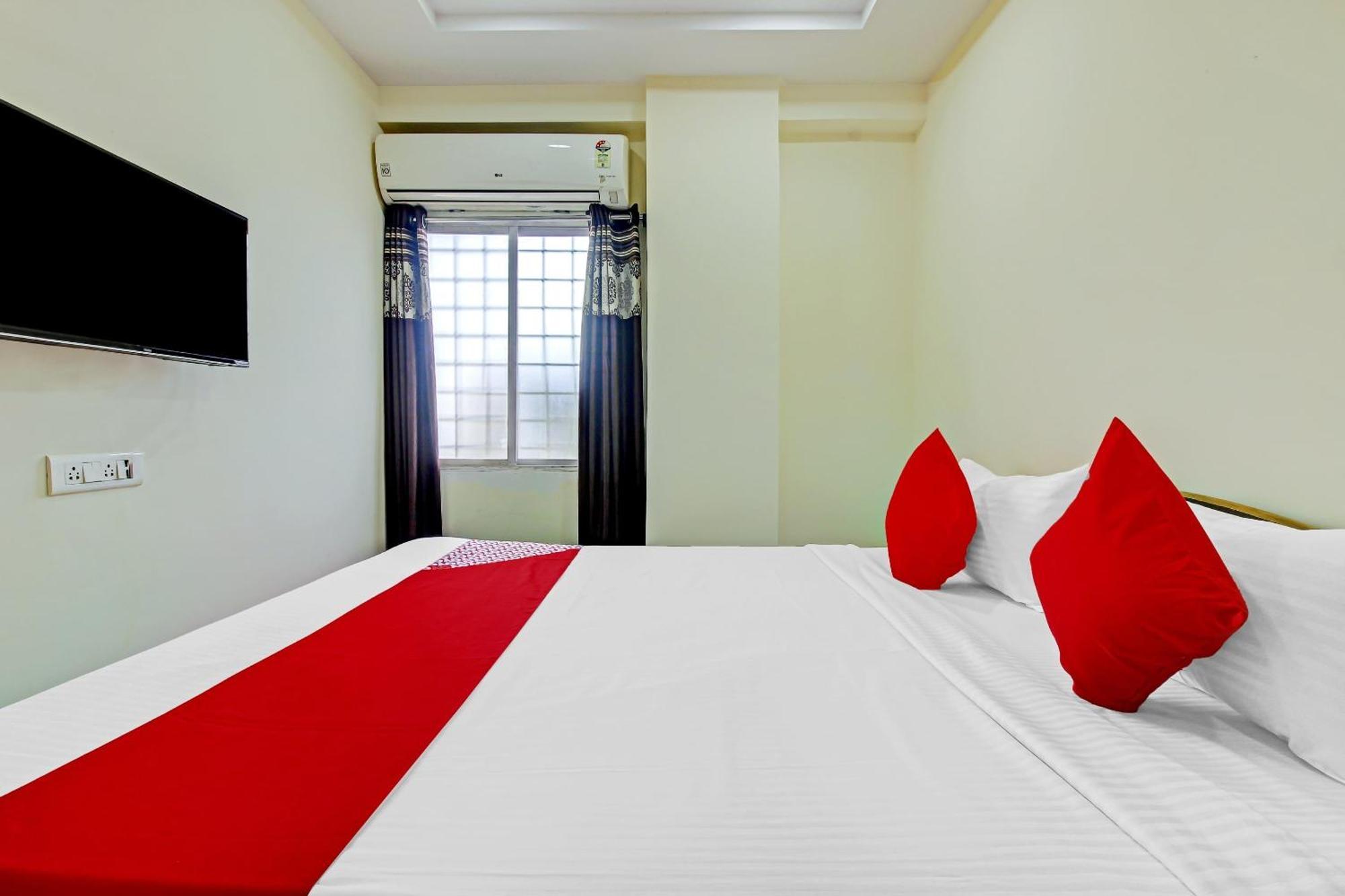 Hotel O Adhin Residency ハイデラバード エクステリア 写真