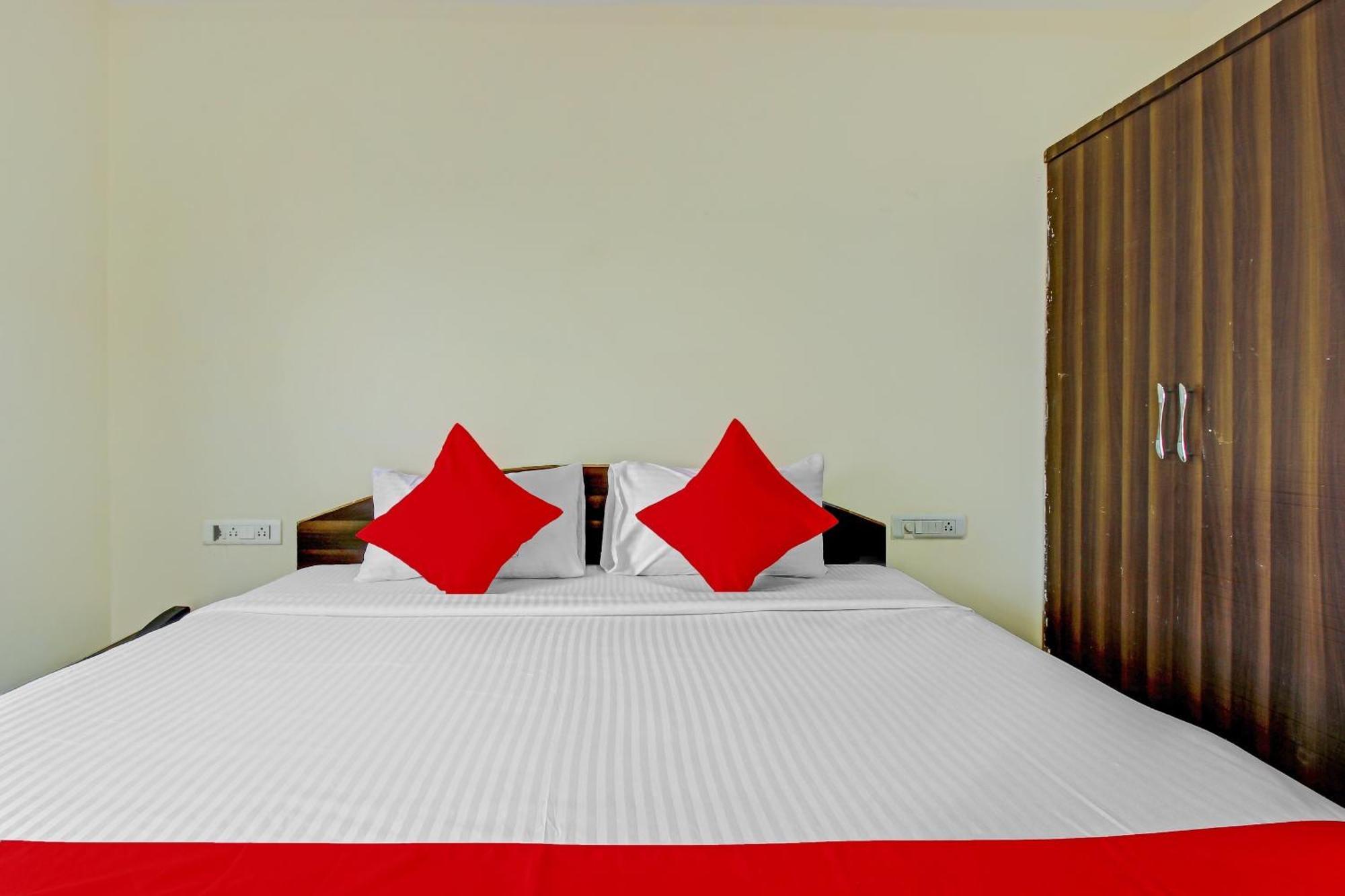 Hotel O Adhin Residency ハイデラバード エクステリア 写真