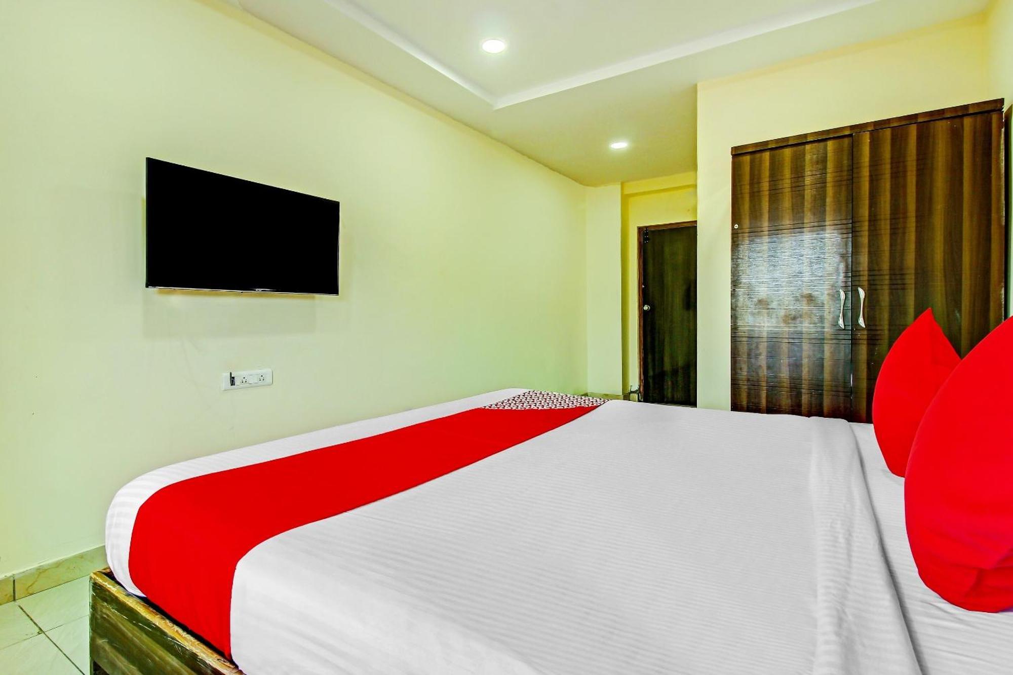 Hotel O Adhin Residency ハイデラバード エクステリア 写真